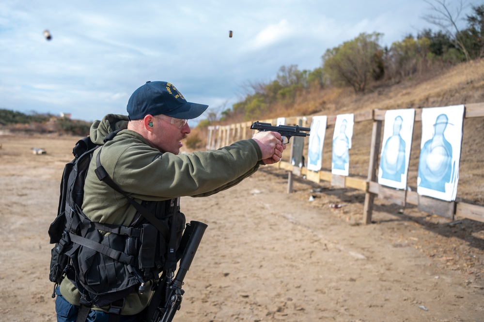 USS New York M4 and M9 Weapons Course