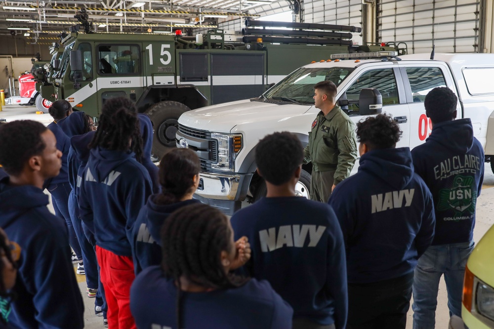 MCAS Beaufort welcomes Eau Claire High School's NJROTC