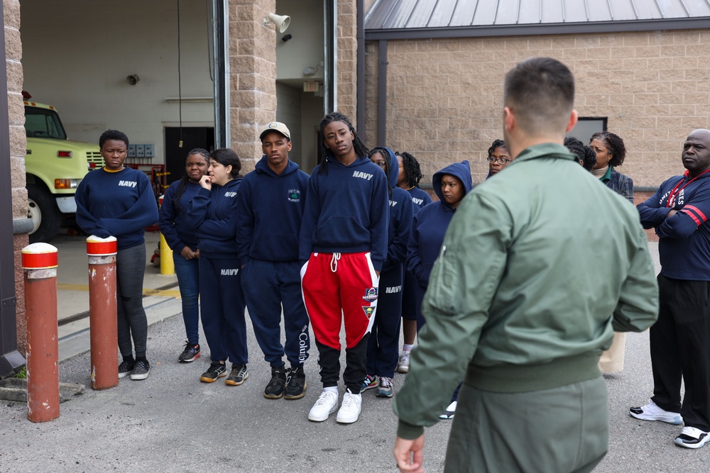 MCAS Beaufort welcomes Eau Claire High School's NJROTC