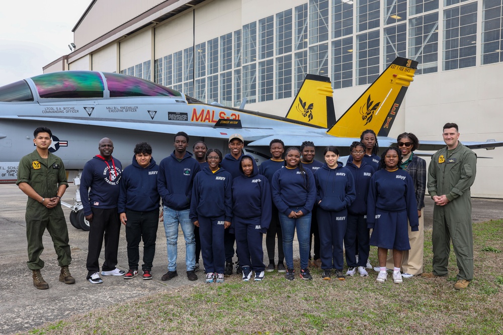 MCAS Beaufort welcomes Eau Claire High School's NJROTC