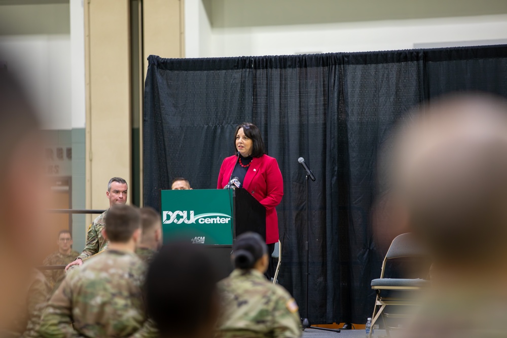 Family and Friends sends off Mass Guard Infantry Battalion for deployment