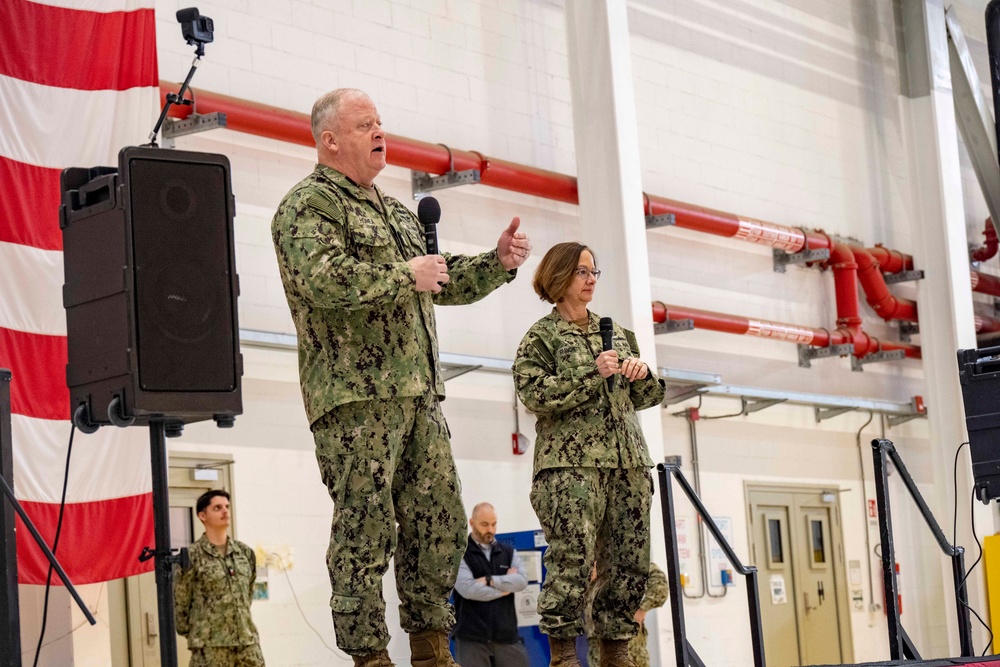 CNO and MCPON visit Sailors at NAS Sigonella