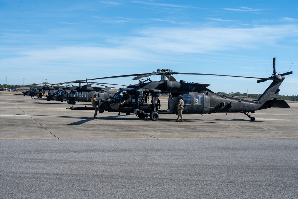 Night Stalkers conduct rappel exercise over Hurlburt Field