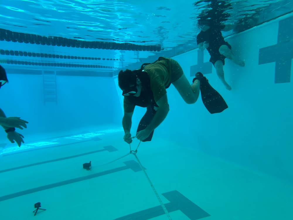 5th Special Forces Group (Airborne) Pre-Dive Course