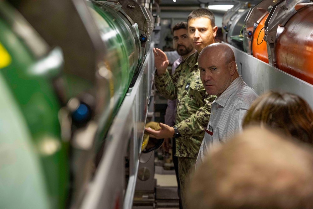 Greg Moriarty, Australian Secretary of the Department of Defence, Visits USS Vermont