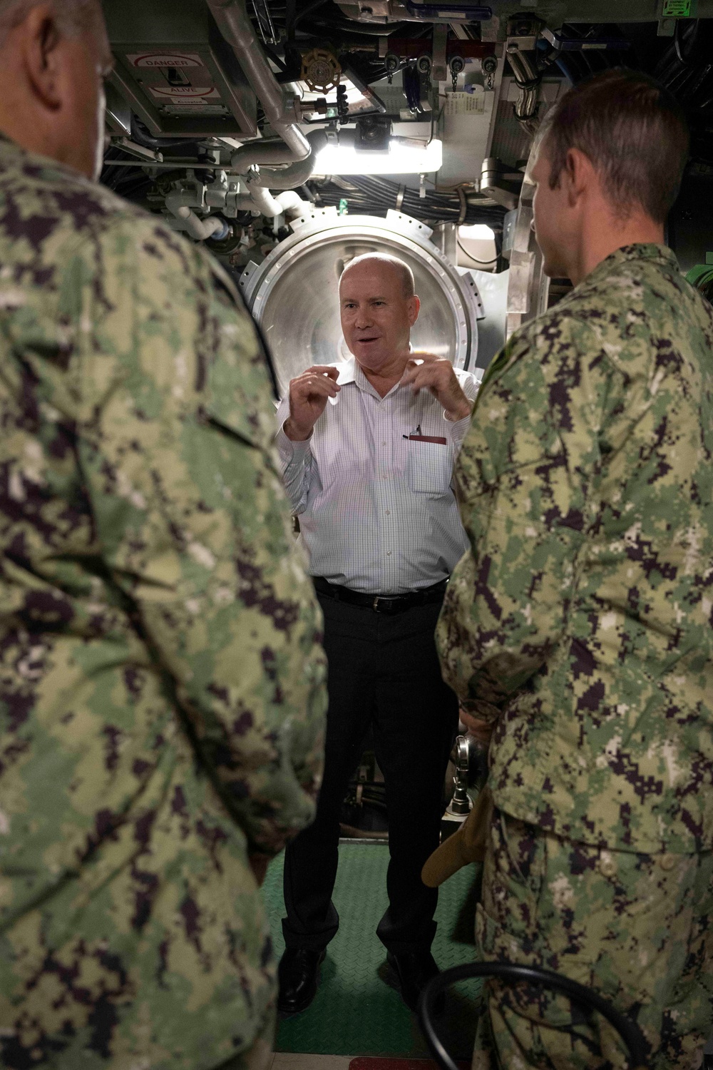 Greg Moriarty, Australian Secretary of the Department of Defence, Visits USS Vermont