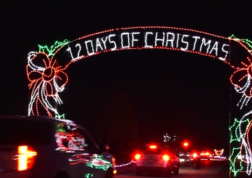 Nature in Lights creates merry, bright memories