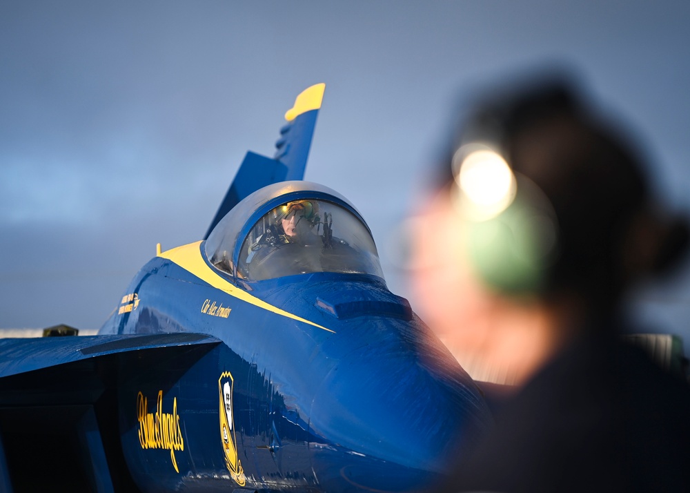 DVIDS Images Blue Angels Conduct Winter Training in El Centro