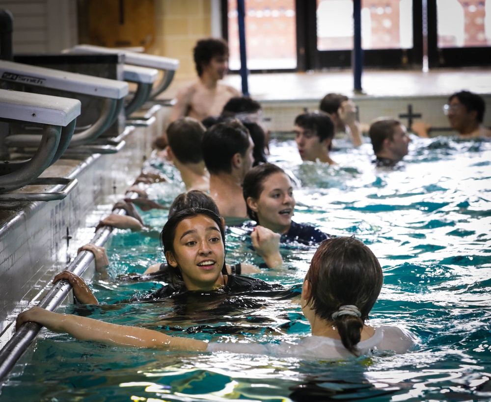 Tombstone JROTC spends time at Fort Huachuca to learn water confidence