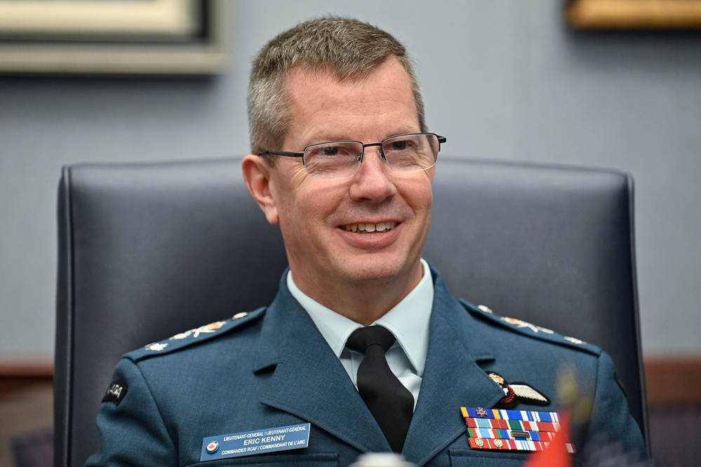 CSAF Allvin meets Canada Lt. Gen. Kenny