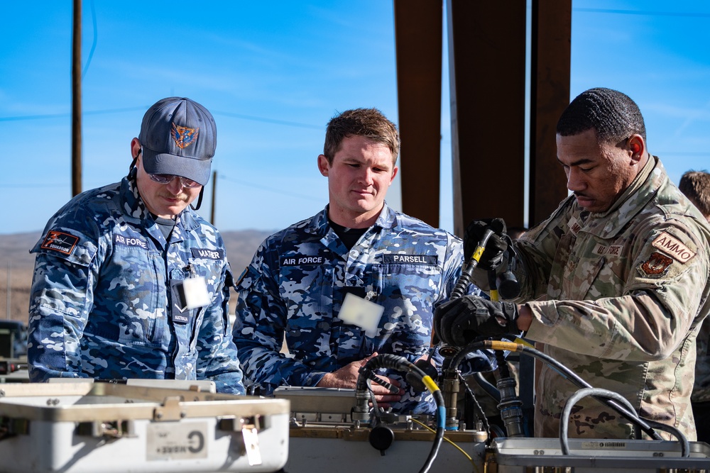 RAAF &amp; U.S. Airmen GBU Bomb Build