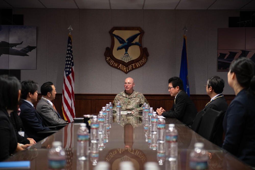 Miyagi delegation comes to Dover AFB