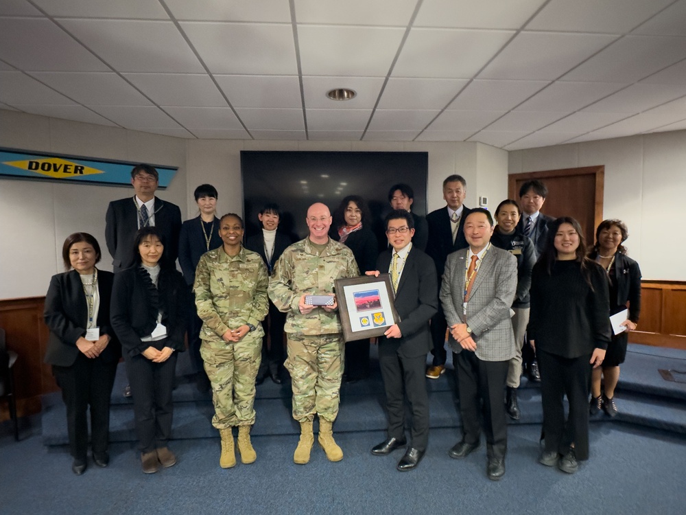 Miyagi delegation comes to Dover AFB