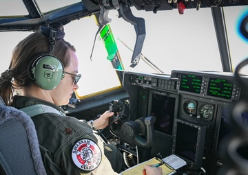 165th Airlift Wing flies its 1st C-130J Super Hercules to Savannah from Lockheed Martin