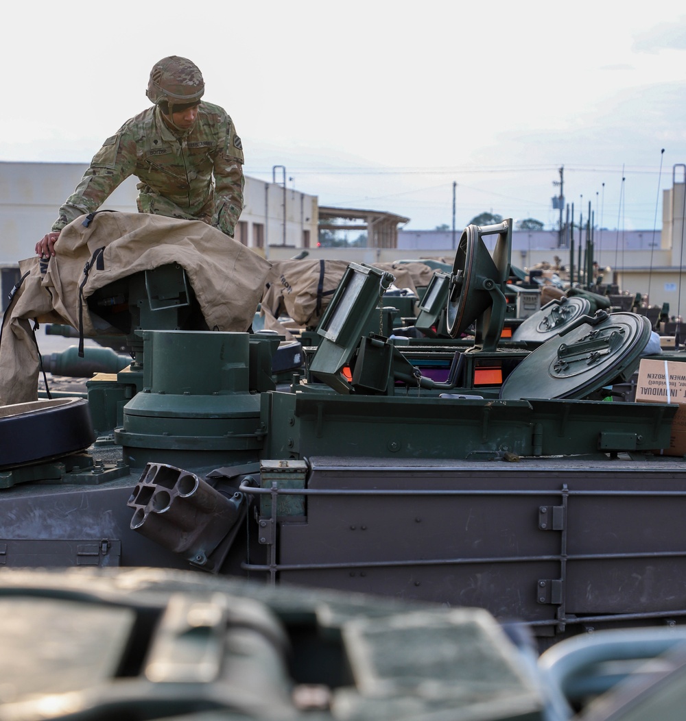 Public Affairs Specialist Embeds with Tankers from 3rd Infantry Division