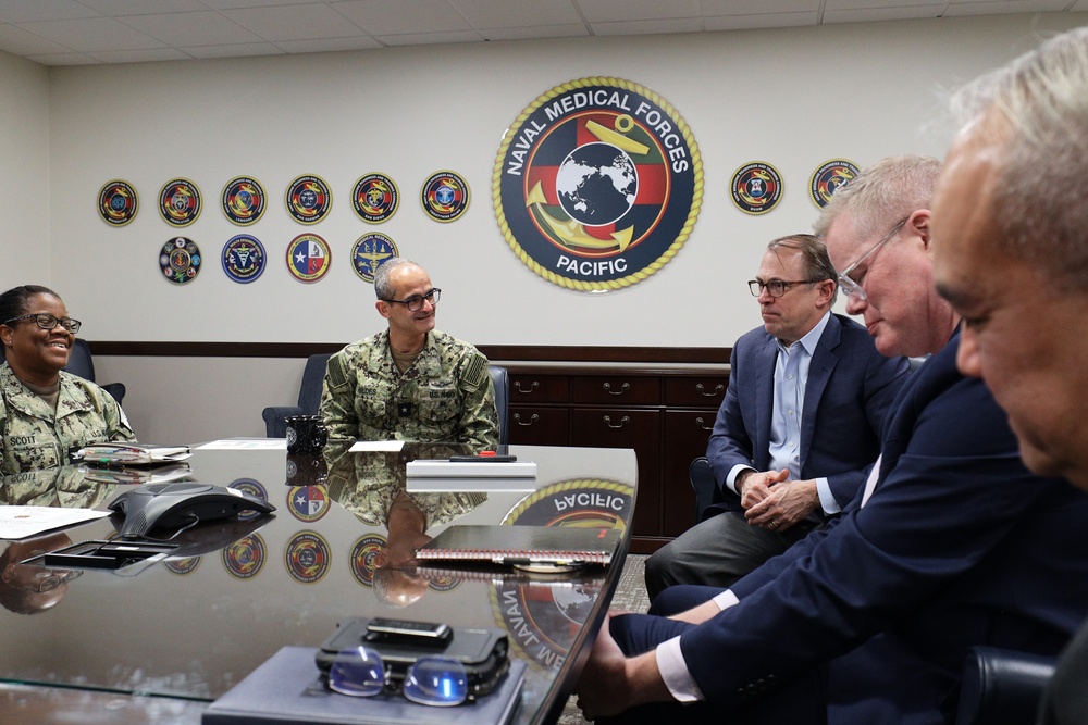 DHA Assistant Director for Health Care Administration Visits Network Headquarters in San Diego