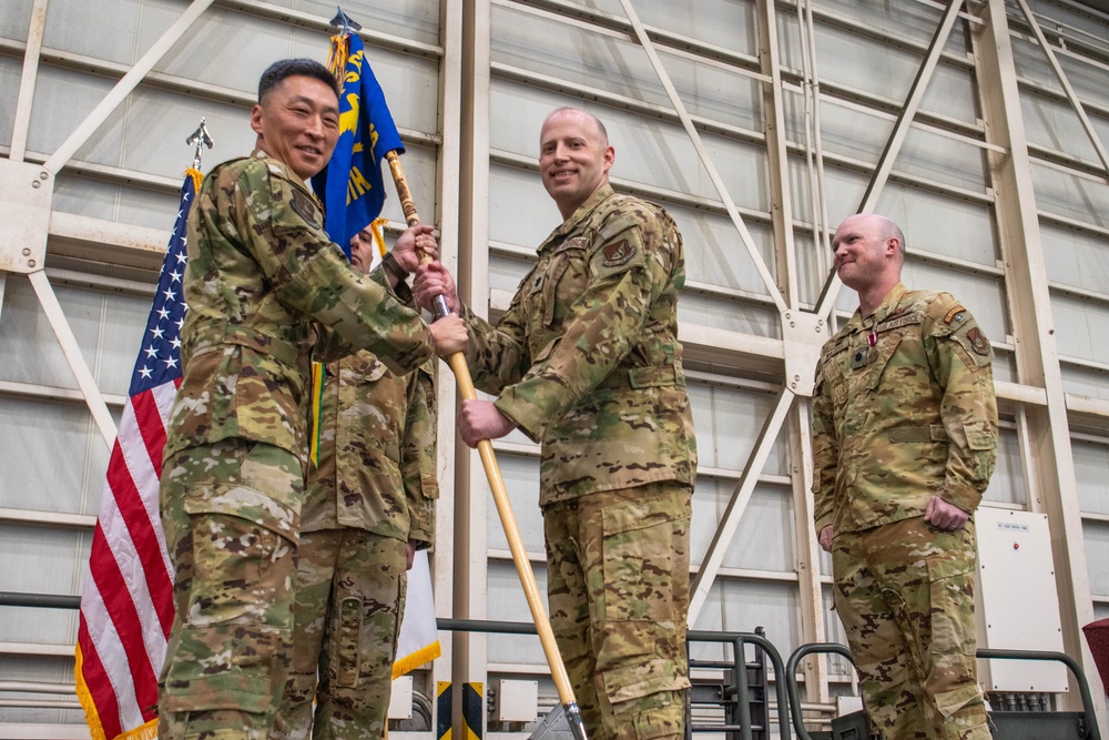 Shamburg assumes command of 459 AS