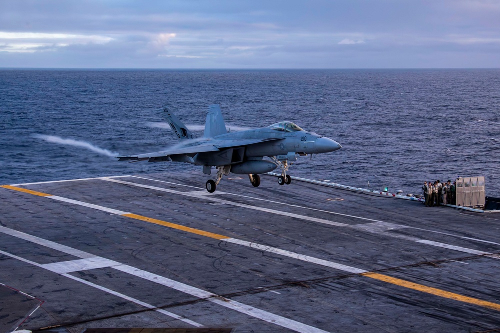 Abraham Lincoln conducts flight operations