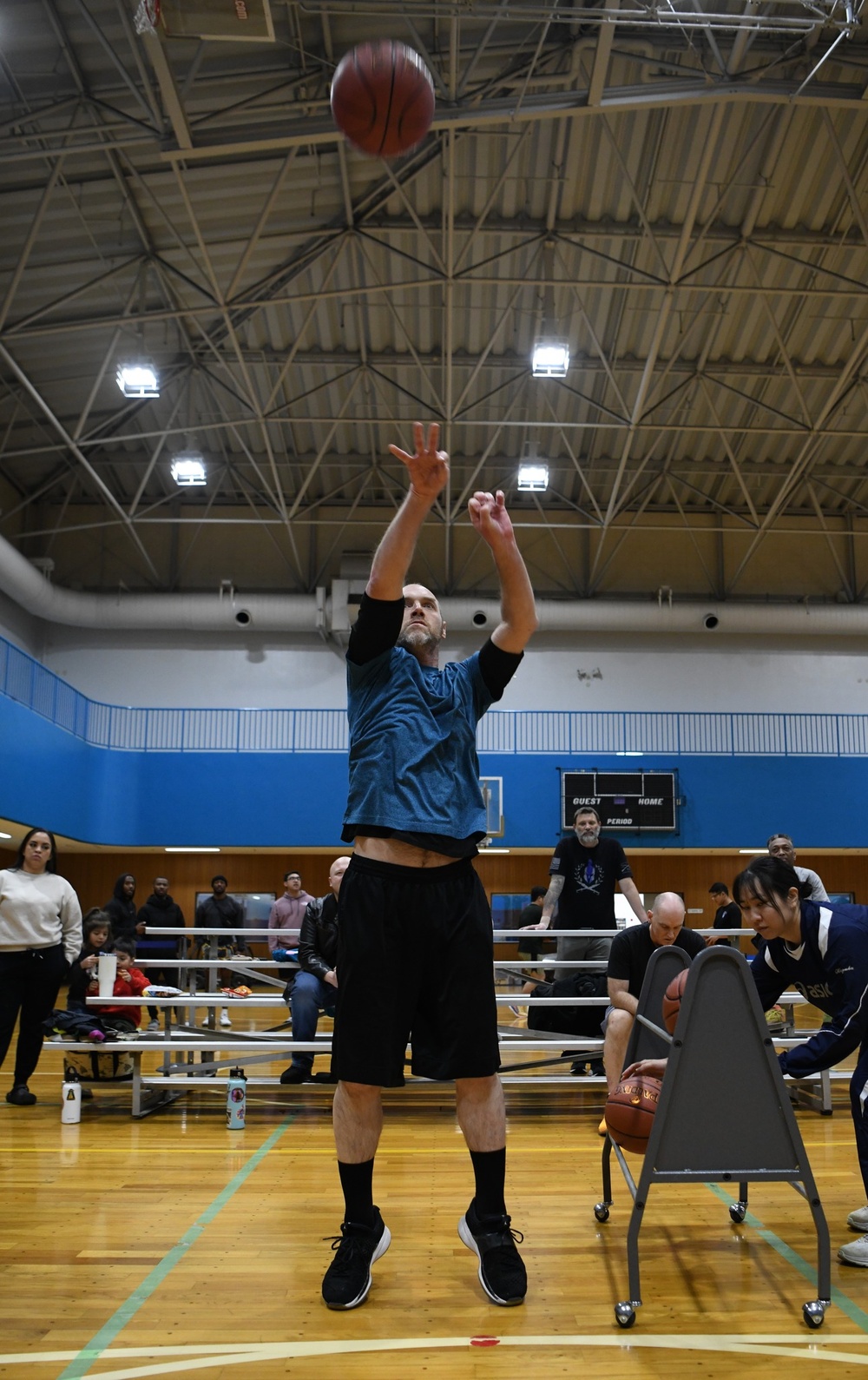 Competitors come out for intramural 3-point shootout event at Camp Zama