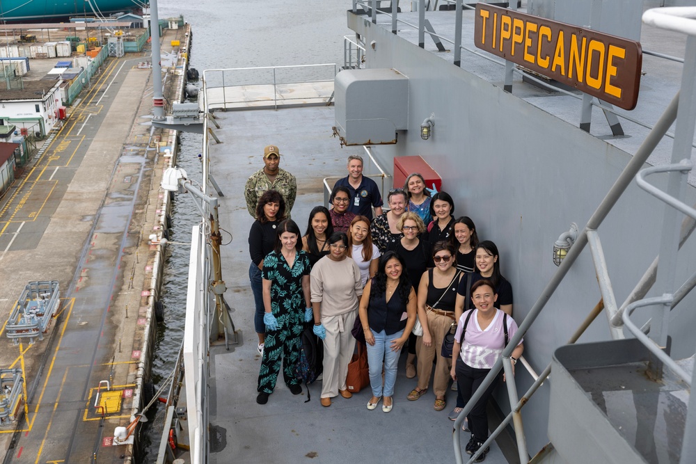 Singapore Women’s International Shipping, Trading Association Tours USNS Tippecanoe