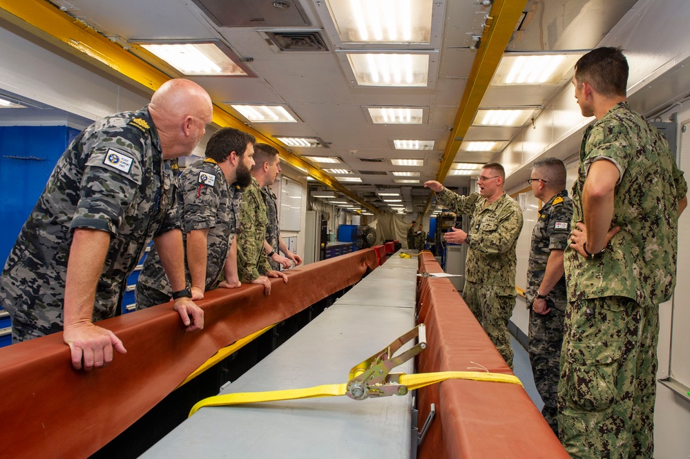 Members of Royal Australian Navy visit USS Frank Cable