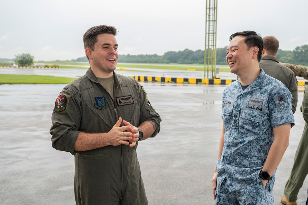 DVIDS - Images - U.S. B-1B Lancer tour with Republic of Singapore Air ...