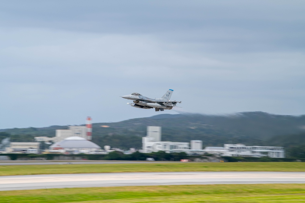 35th Fighter, Fighter Generation Squadron hone agility capabilities