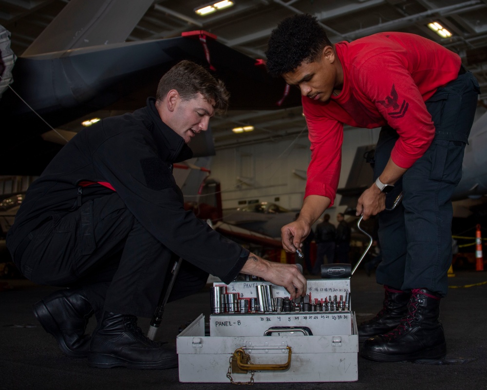 Sailors Conduct Maintenance Aboard USS Carl Vinson (CVN 70)