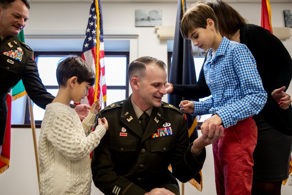 Maj. Edward Parry promotes to Lt. Col.