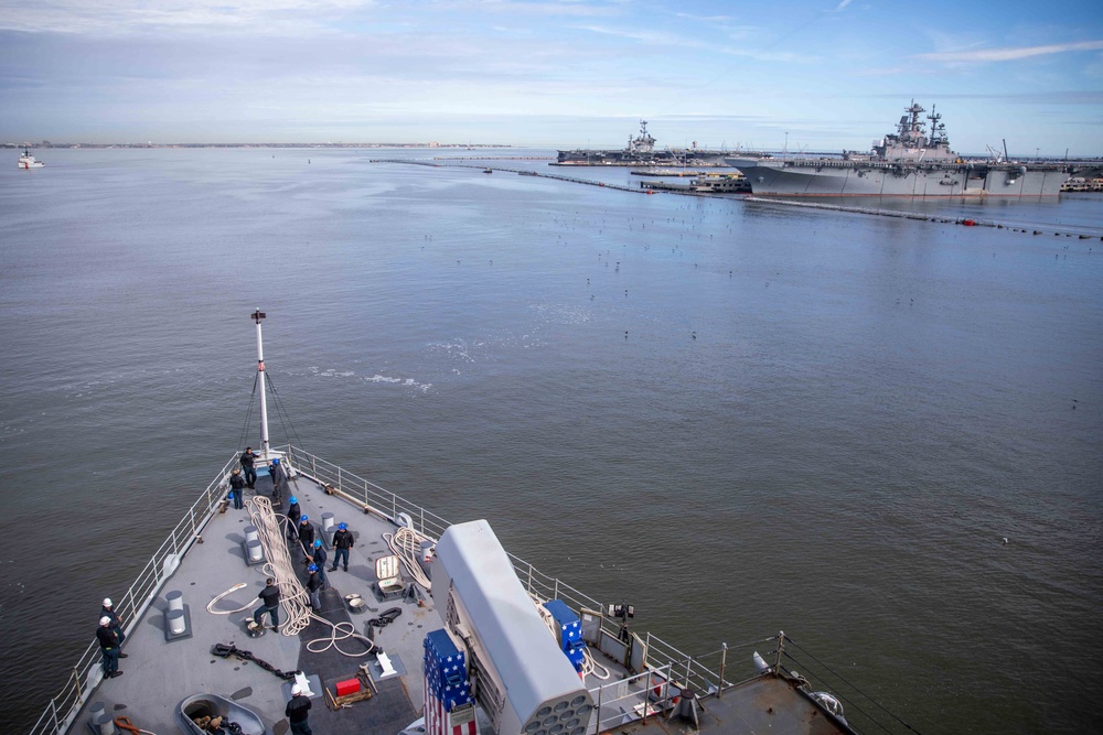 USS Gunston Hall (LSD 44) Departs Norfolk to Participate in Steadfast Defender 24