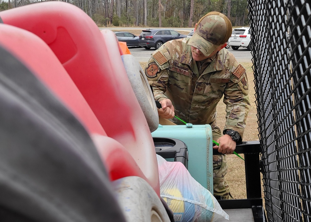 Moody Airmen share the giving spirit