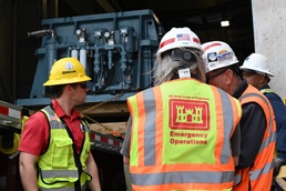 New Orleans Corps of Engineers removes pump for repairs at 17th Street Canal pump station