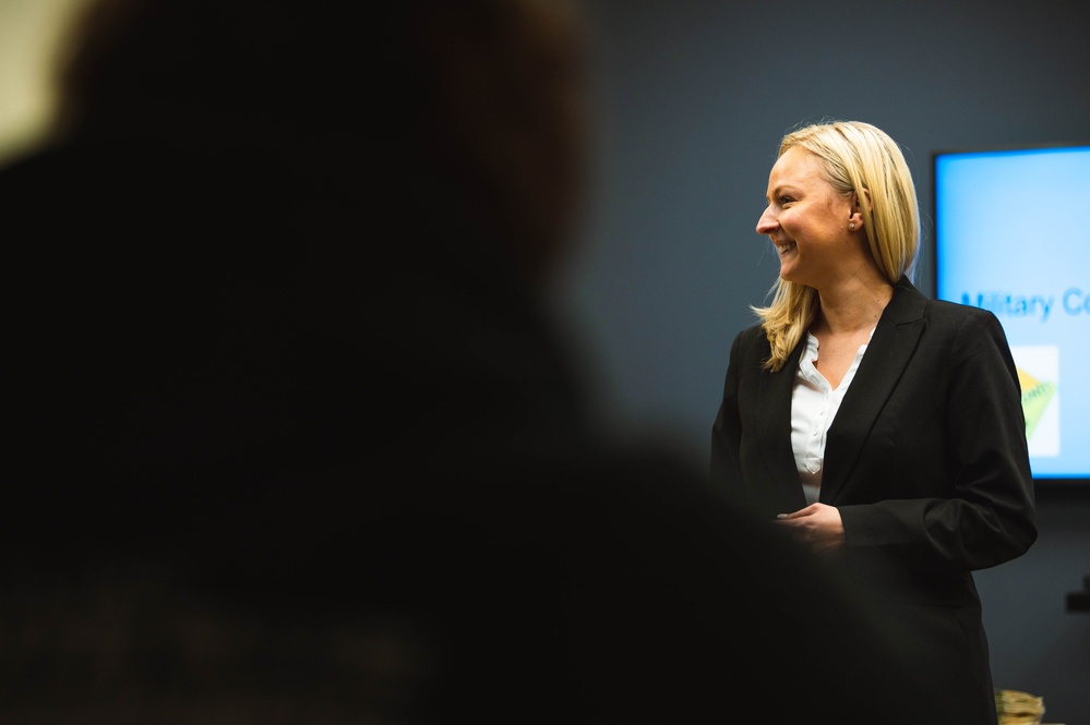 Luke AFB hosts Military College and Career Workshop