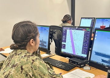Mariner Skills Training Center Pacific Trains Surface Warriors on Voyage Management System Version 9