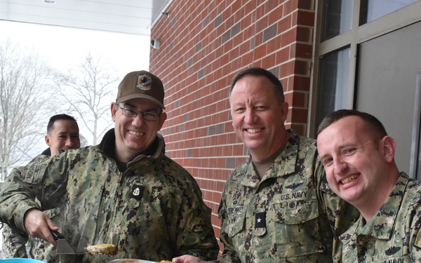 NETC visits Submarine Learning Center