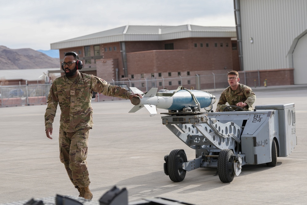 Tiger AMU vs. Reaper AMU Load Crew Comp