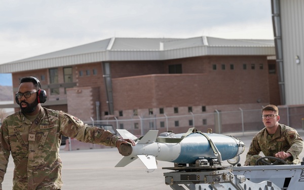 Tiger AMU vs. Reaper AMU Load Crew Comp