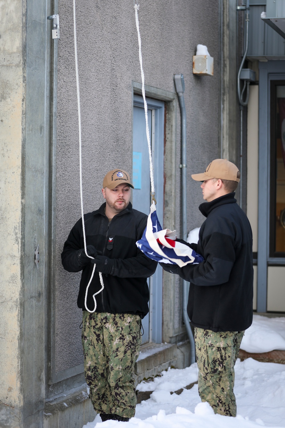 Alaska Naval Militia, U.S. Navy Reserve pay tribute to S-26 submariners