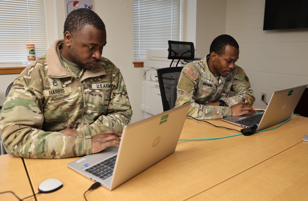 G6 Soldiers provide support