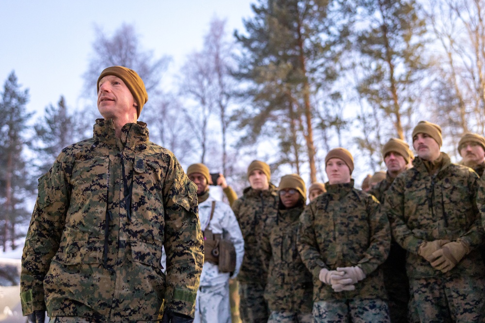 Lt. Gen. David A. Ottignon, The Commanding General of II Marine Expeditionary Force Visits CLB-6 In Norway