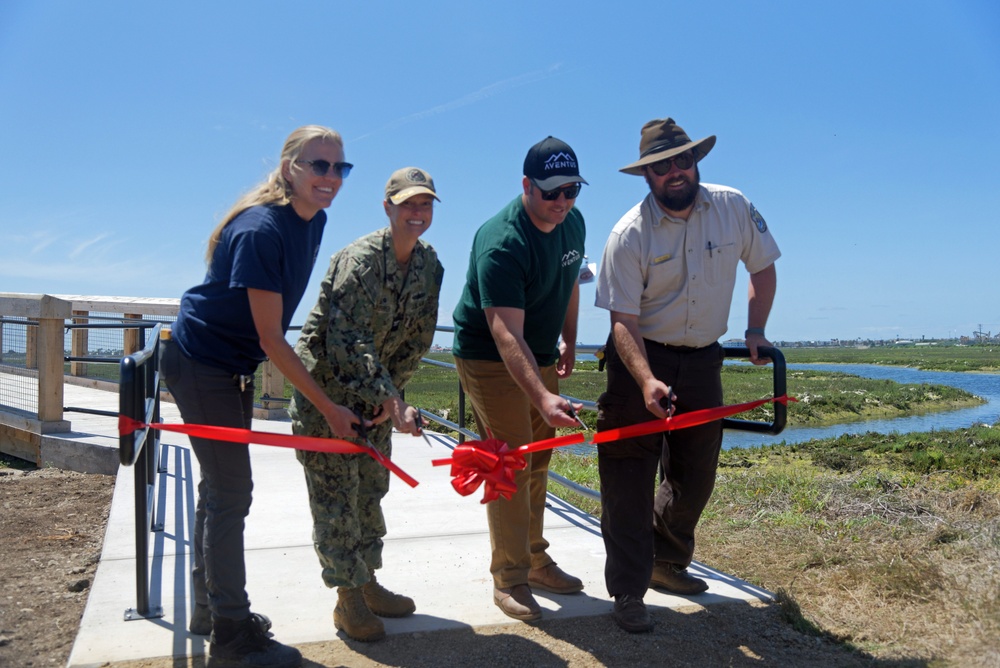 New refuge observation platform at the Seal Beach National Wildlife Refuge