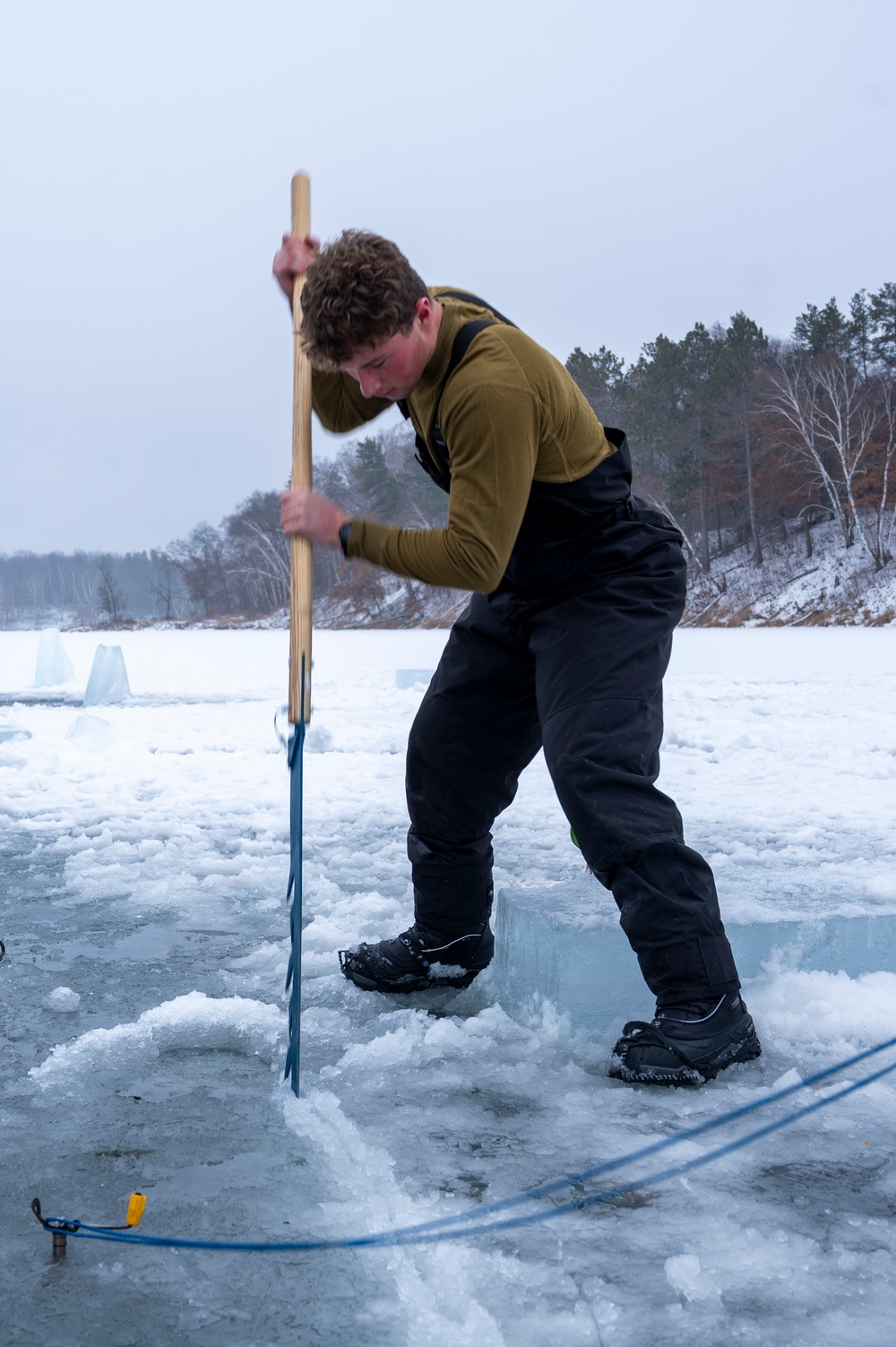 Navy Explosive Ordnance Disposal Hosts Arctic Training Exercise Snow Crab Ex 24-1