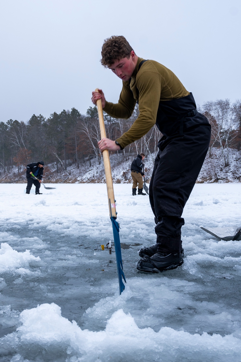 Navy Explosive Ordnance Disposal Hosts Arctic Training Exercise Snow Crab Ex 24-1