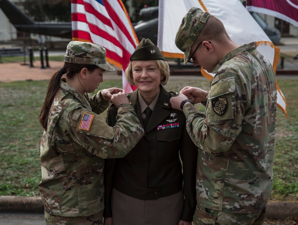 Lt. Gen. Izaguirre promotion ceremony