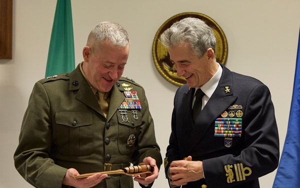 Maj. Gen. Sofge visits the Italian Fleet Headquarters