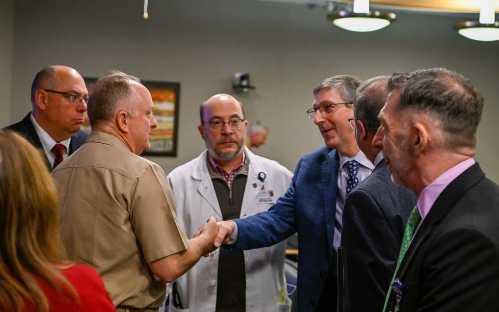 Navy Surgeon General visits University of Pennsylvania Medical Center