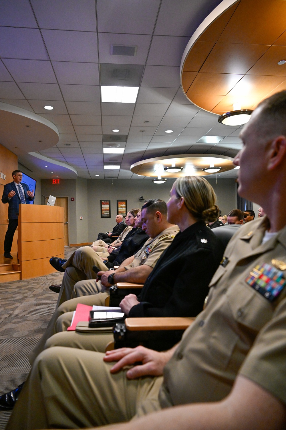 Navy Surgeon General visits University of Pennsylvania Medical Center