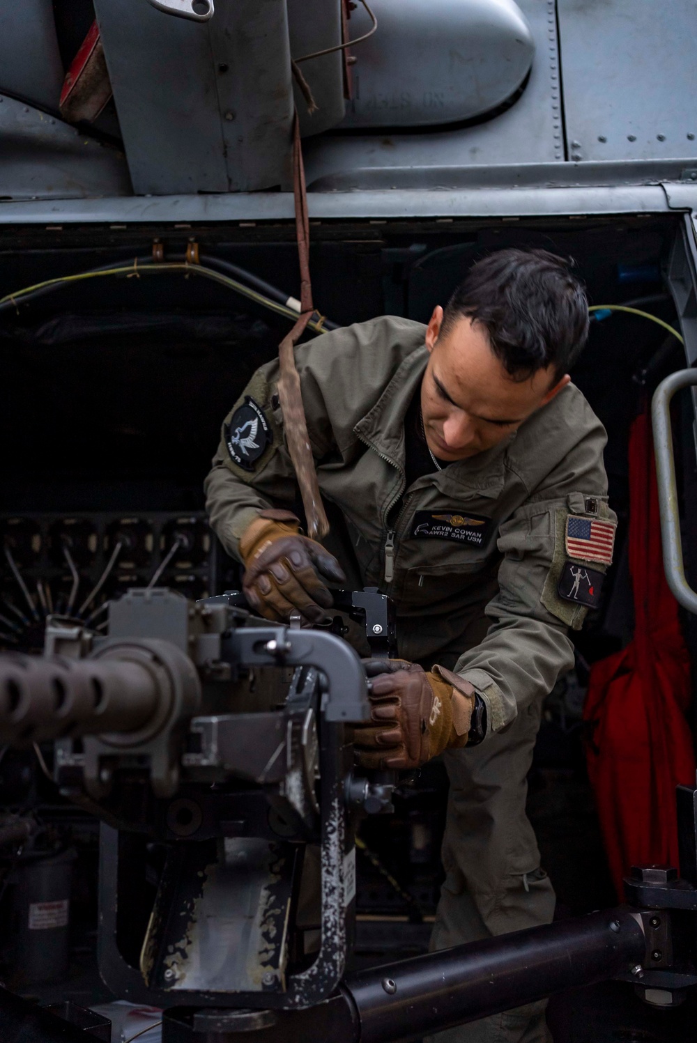 DVIDS - Images - HSM 78 Sailors Conducts Maintenance aboard USS ...