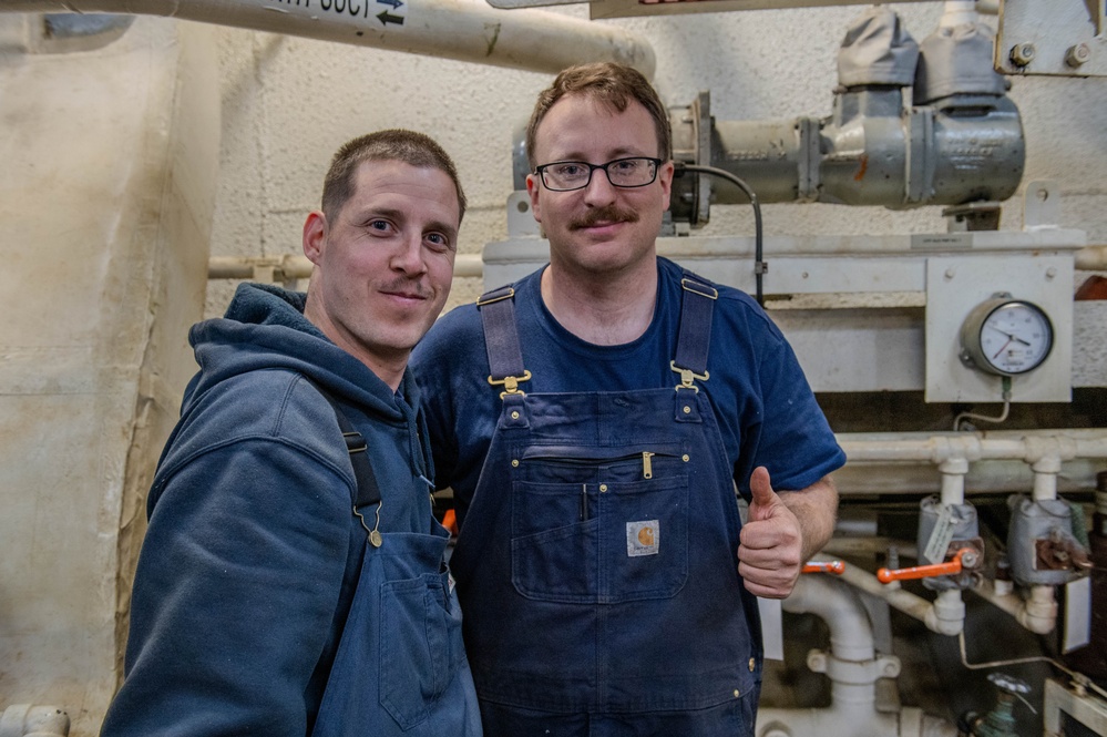 Coast Guard Cutter Polar Star (WAGB 10) engineering department conducts repairs underway