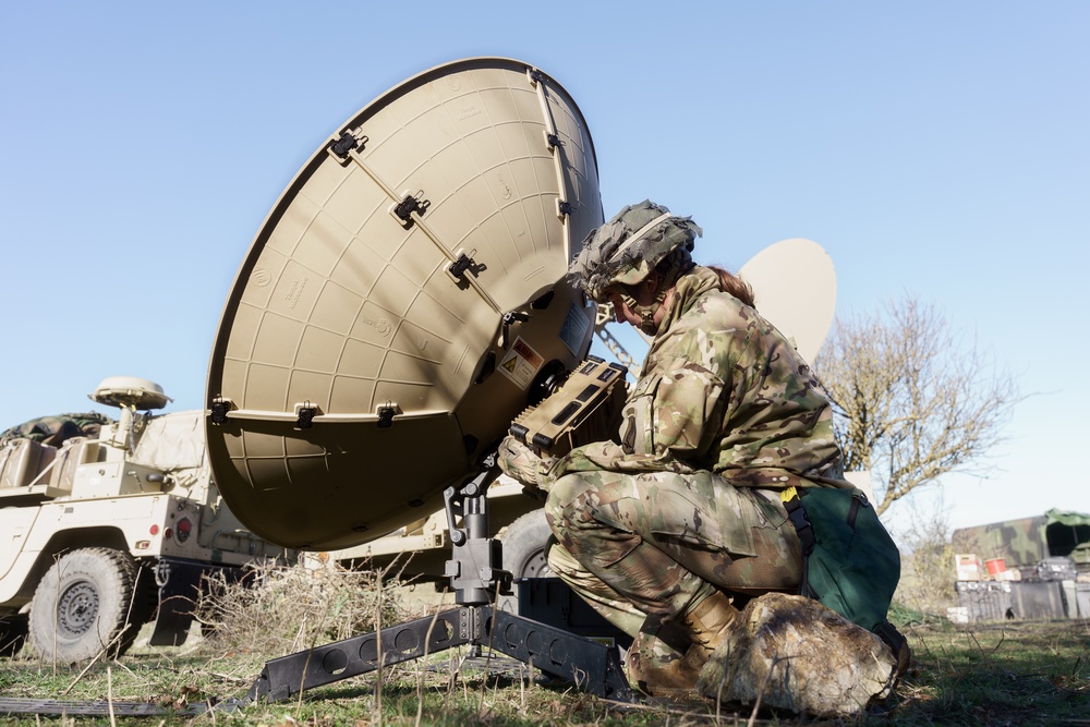 Sky Soldiers Conduct Tactical Operations Center Relocation During Repel Resolve II